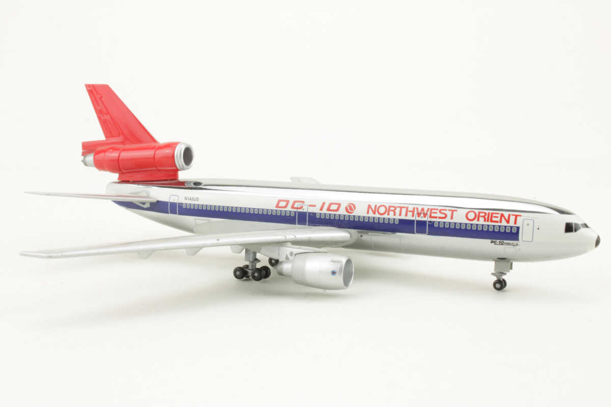 McDonnell Douglas DC-10-40 Northwest Orient N143US Jet-X JX028 1:400 - Image 2