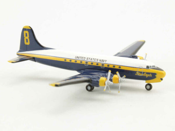 Douglas DC-4/R5D USMC "Blue Angels" Herpa 502092 1:500 – Bild 2
