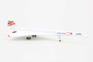 Alternative view of Concorde British Airways G-BOAE Herpa 507035 1:500
