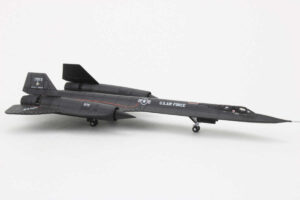 Alternative view of Lockheed SR-71A Blackbird 17982 "Charlie's Problem" US Air Force Herpa 554022 1:200