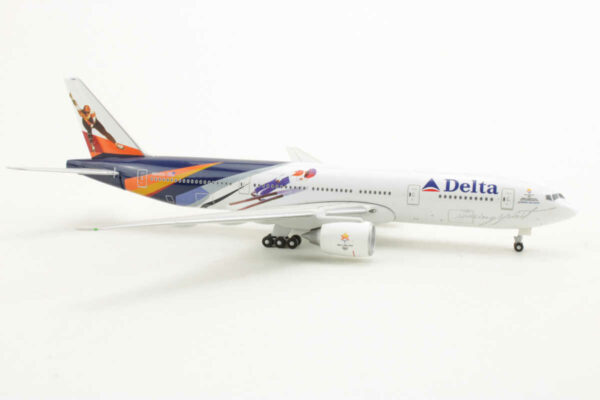 Boeing 777-232 Delta Air Lines "Salt Lake 2002" N864DA Gemini Jets GJDAL128 1:400 – Bild 2