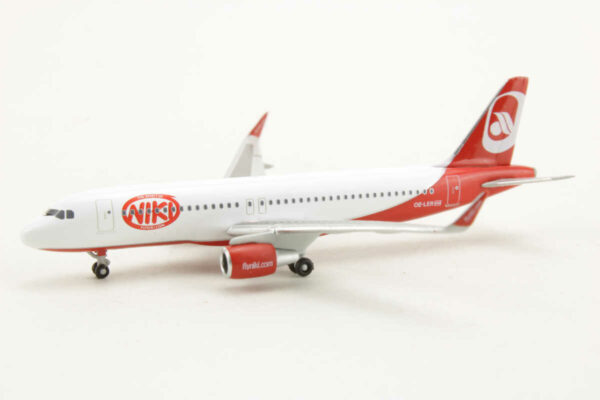 Airbus A320 NIKI OE-LER Herpa 526401 1:500 – Bild 3