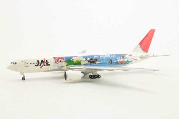 Boeing 777-246 JAL Japan Airlines "JAL Family Jet" JA771J Phoenix 1:400 – Bild 3