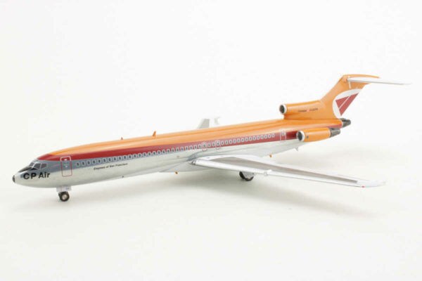 Boeing 727-200 CP Air C-GCPA Inflight IF722001 1:200 – Bild 3