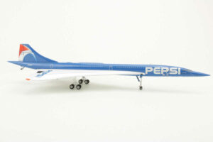 Alternative view of Concorde Pepsi F-BTSD Inflight B-CONC-001 1:200