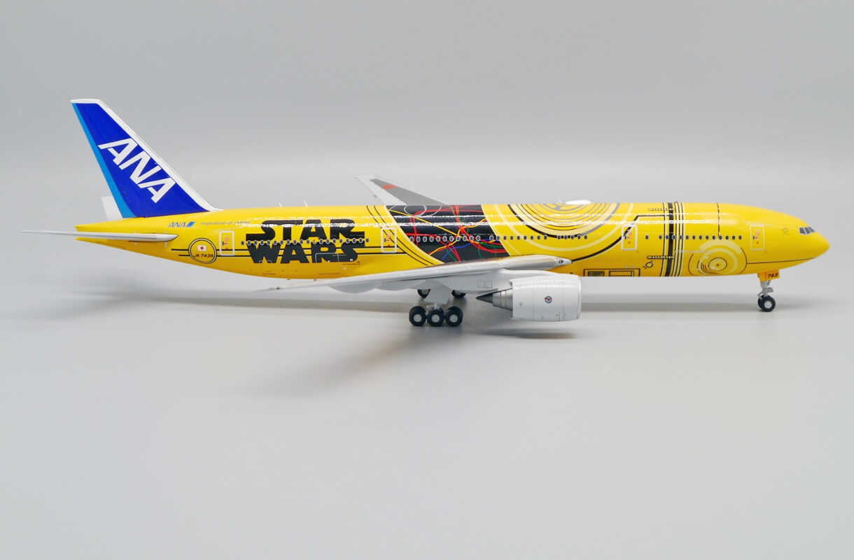 Boeing 777-200ER ANA All Nippon Airlines Star Wars C3PO JA743A JC Wings  EW2772005 1:200