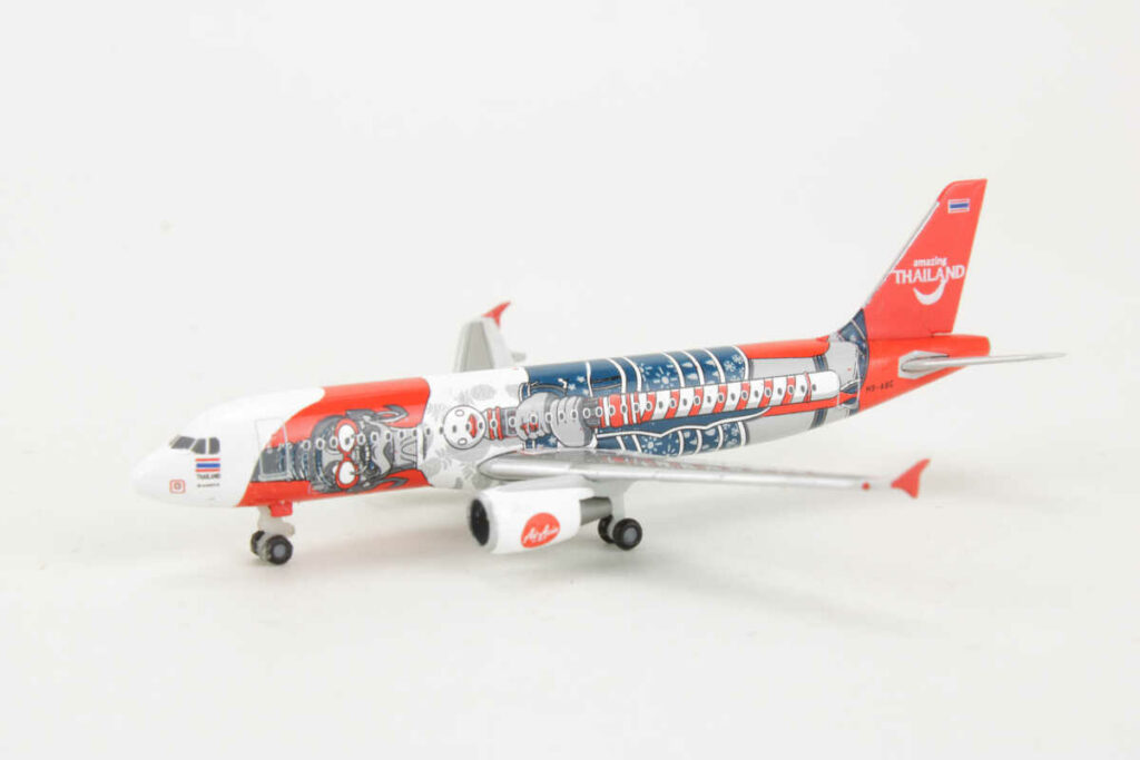 Herpa 532686 Aereo Thai AirAsia Airbus A320 Amazing Thailand &ndash; Scala 1:500 Diecast