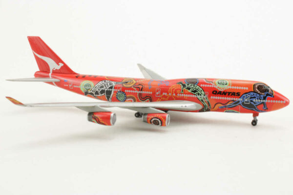 Boeing 747-438ER Qantas "Wunala Dreaming" VH-OJB Dragon Wings 55100 1:400 – Bild 2