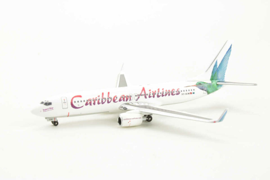Phoenix Caribbean Airlines B737-800 9Y-JMC 1-400 DIECAST Modelo De Avion Preconstruido