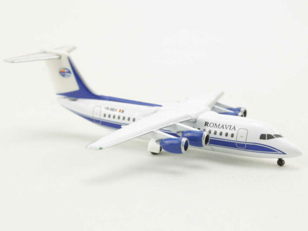 BAe 146-200 Romavia YR-BEA Herpa 509695 1:500 – Bild 2