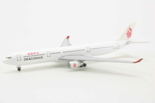 Airbus A330 Dragonair Lysia 1:500 – Bild 3