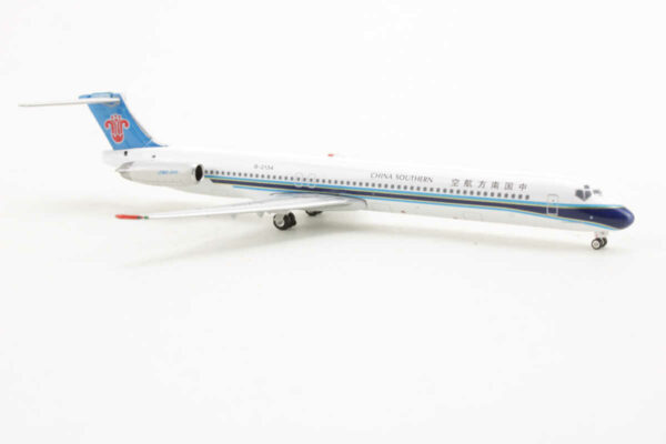 McDonnell Douglas MD-82 China Southern B-2134 Phoenix 10948 1:400 – Bild 2