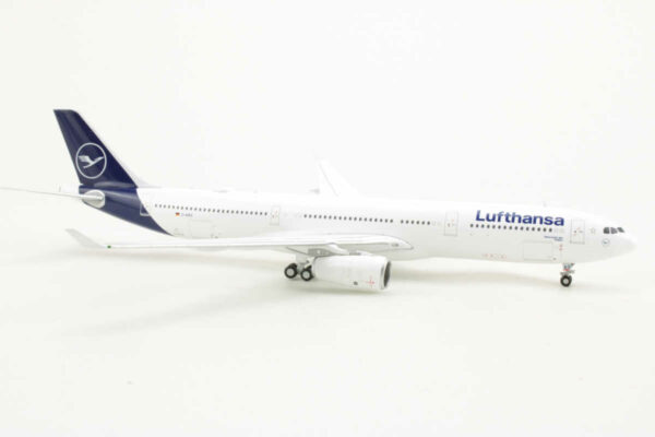 Airbus A330-300 Lufthansa D-AIKO Gemini Jets GJDLH1831 1:400 – Bild 2