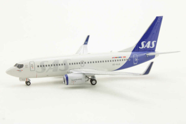 Boeing 737-700 SAS Scandinavian SE-RJX Gemini Jets GJSAS1988 1:400 – Bild 3