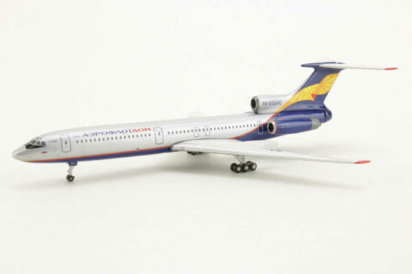 Tupoolev TU-154M Aeroflot Don RA-85640 Phoenix 10271 1:400 – Bild 3