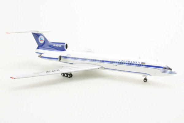 Tupolev TU-154M Azerbaijan 4K-85738 Phoenix 20066 1:200 – Bild 2