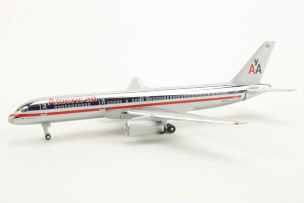 Boeing 757-200 American Airlines N674AN Gemini Jets GJAAL241C / 3557369 1:400 – Bild 3