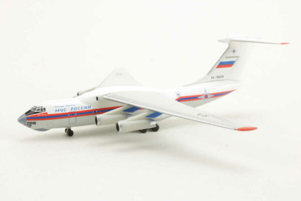 Ilyushin IL-76 MCHS Ministry of Emergency RA-76429 Herpa 503587 1:500 – Bild 3