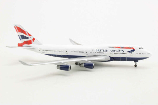 Boeing 747-400 British Airways G-BNLU Herpa 512497-001 1:500 – Bild 2