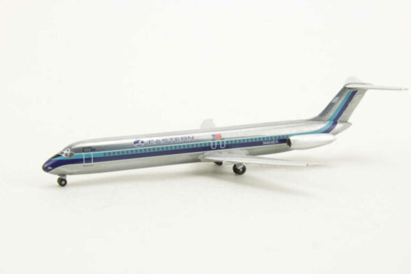 Douglas DC-9-50 Eastern Air Lines N404EA Herpa 519038 1:500 – Bild 3