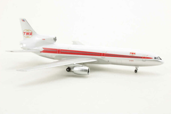 Lockheed L-1011-1 Tristar TWA Trans World N31001 Herpa 523363 1:500 – Bild 2