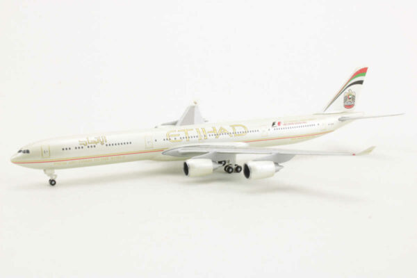 Airbus A340-600 Etihad Airways A6-EHK Herpa 523998-001 1:500 – Bild 3