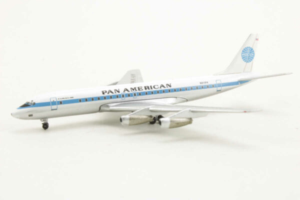 Douglas DC-8-30 Pan Am N811PA Herpa 524469 1:500 – Bild 3