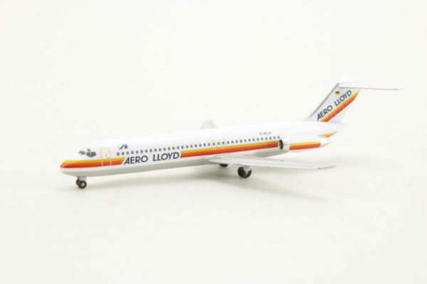 Douglas DC-9-30 Aero Lloyd D-ALLA Herpa 524827 1:500 – Bild 3