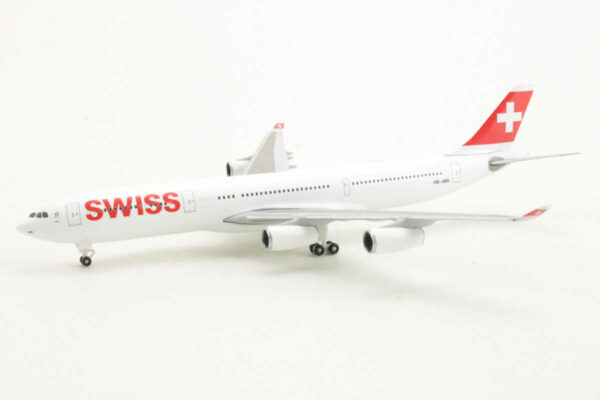 Airbus A340-300 Swiss International HB-JMK Herpa 524971 1:500 – Bild 3