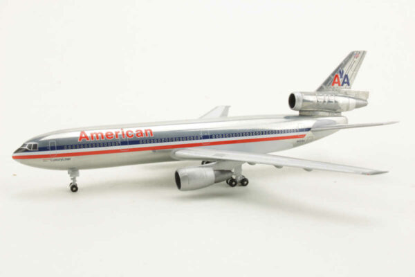 McDonnell Douglas DC-10-30 American Airlines N137AA Herpa 531207 1:500 – Bild 3