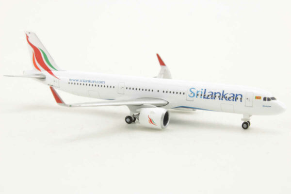 Airbus A321neo SriLankan Airlines 4R-AND Herpa 532884 1:500 – Bild 2