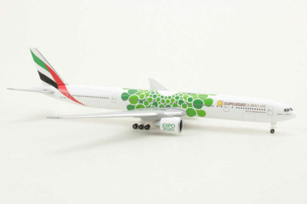 Boeing 777-300ER Emirates "Expo 2020" A6-ENB Herpa 533720 1:500 – Bild 2