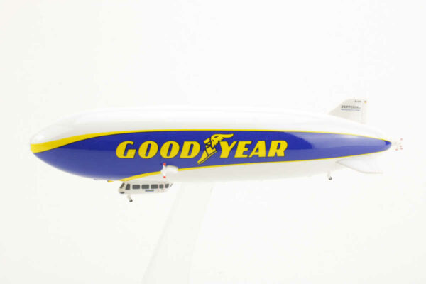 Zeppelin NT Deutsche Zeppelin-Reederei "Good Year" D-LZFN Herpa 534871 1:500 – Bild 3