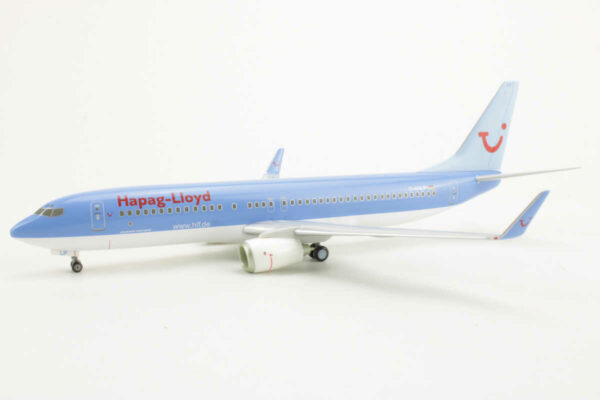 Boeing 737-800 Hapag-Lloyd D-AHLP Herpa 550352 1:200 – Bild 3