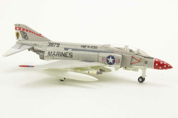 McDonnell Douglas F-4J Phantom II US Marine Corps VMFA-235 "Death Angels" Herpa 552240 1:200 – Bild 2