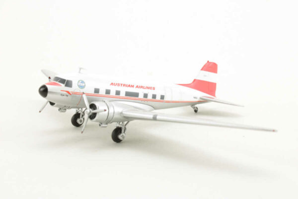 Douglas DC-3 First Austrian DC-3 Dakota Club N86U Herpa 552967 1:200 – Bild 3