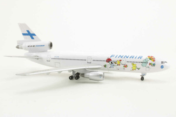 Douglas DC-10-30 Finnair "Moomin" OH-LHB Dragon Wings 55381 1:400 – Bild 2