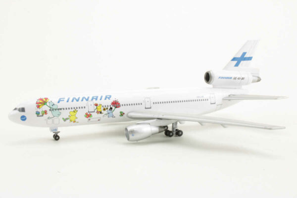 Douglas DC-10-30 Finnair "Moomin" OH-LHB Dragon Wings 55381 1:400 – Bild 3