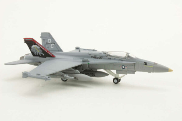 McDonnell Douglas F/A-18C Hornet US Marine Corps VMFA-122 Werewolves Herpa 554138 1:200 – Bild 2