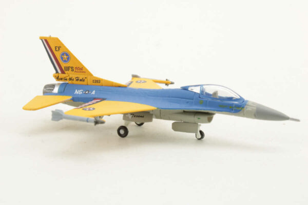 Lockheed Martin F-16C US Air Force Texas ANG 90th Anniversary Herpa 555043 1:200 – Bild 2