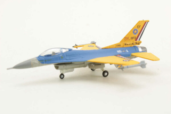 Lockheed Martin F-16C US Air Force Texas ANG 90th Anniversary Herpa 555043 1:200 – Bild 3