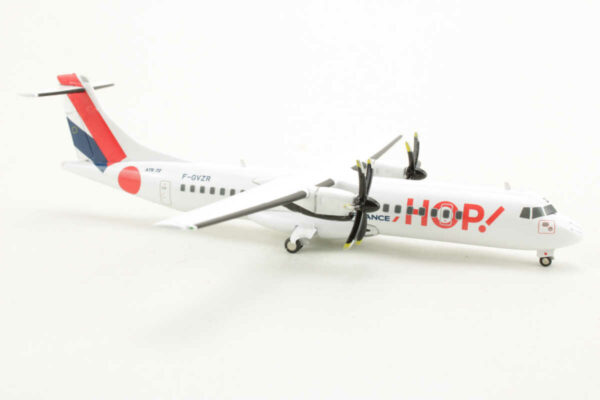 ATR-72-500 HOP! for Air France F-GVZR Herpa 556392 1:200 – Bild 2