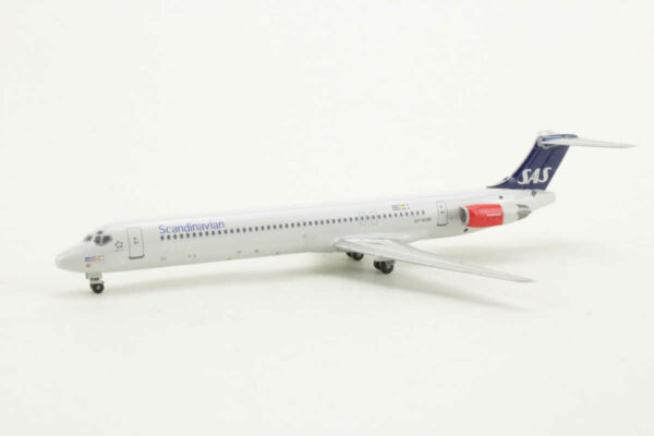 McDonnell Douglas MD-82 SAS Scandinavian OY-KHR Dragon Wings 55751 1:400 – Bild 3