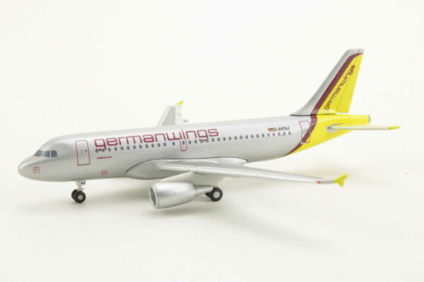 Airbus A319 Germanwings D-AKNJ Herpa 561143 1:400 – Bild 3