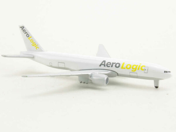 Set 3pcs Boeing 777F Aero Logic / 747F Jade Cargo / MD-11F Lufthansa Cargo Herpa 570329 1:1000 – Bild 2