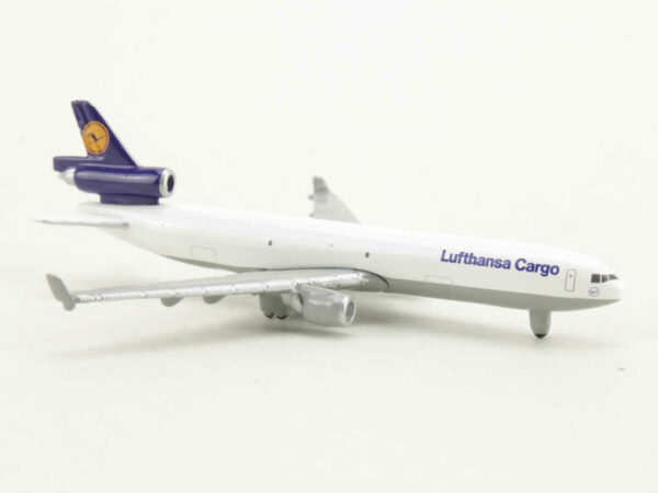 Set 3pcs Boeing 777F Aero Logic / 747F Jade Cargo / MD-11F Lufthansa Cargo Herpa 570329 1:1000 – Bild 6