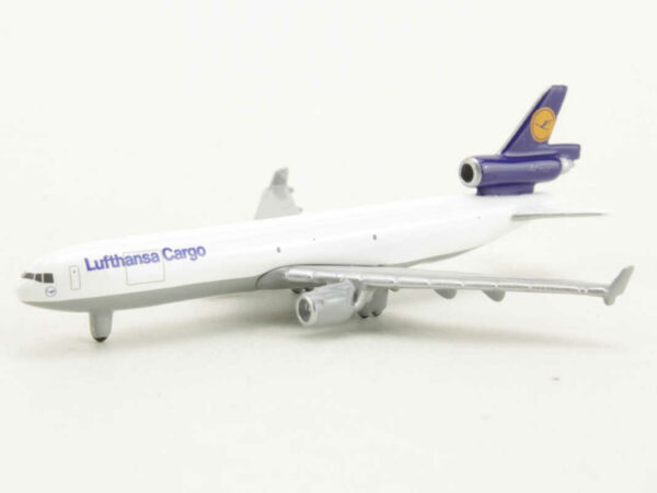 Set 3pcs Boeing 777F Aero Logic / 747F Jade Cargo / MD-11F Lufthansa Cargo Herpa 570329 1:1000 – Bild 7