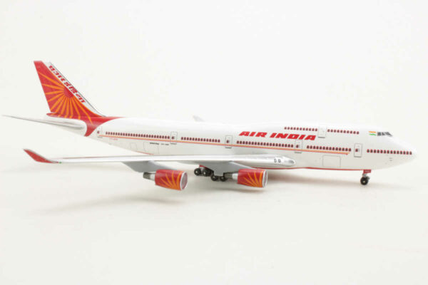 Boeing 747-400 Air India VT-AIS Aviation400 AV4744003 1:400 – Bild 2