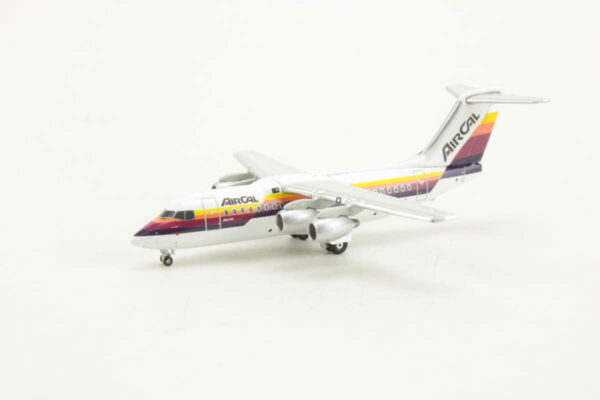 British Aerospace BAE 146/RJ-85 Aircal N142AC Gemini Jets GJACL758 1:400 – Bild 3