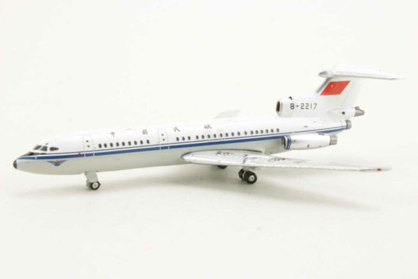 Hawker Siddeley HS121 Trident 2E CAAC B-2217 Gemini Jets GJCCA775 1:400 – Bild 3